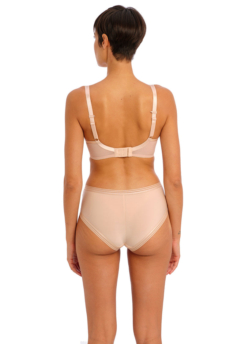 Tailored molded plunge