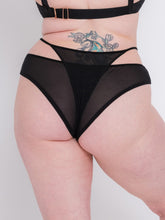 Load image into Gallery viewer, Peep show Brazilian
