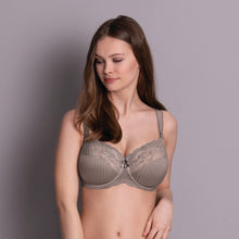 Load image into Gallery viewer, Antonia - Rosa Faia - antonia - The Pencil Test - Rosa Faia
