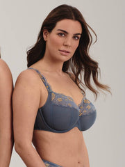 Colette -  - colette - The Pencil Test