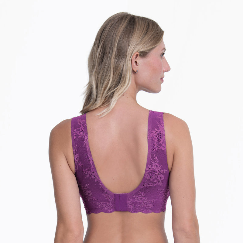 Essentials lace