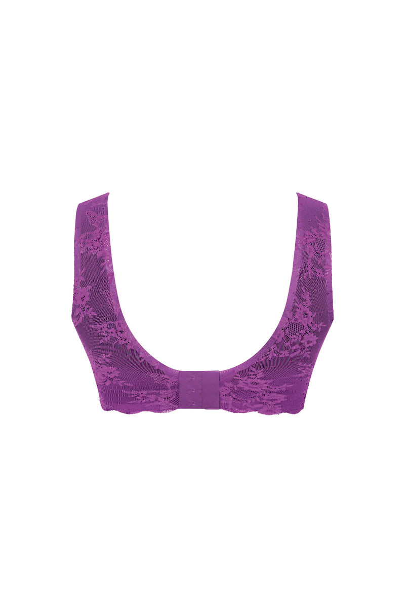 Essentials lace