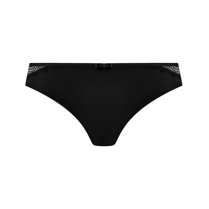 Alanna brief