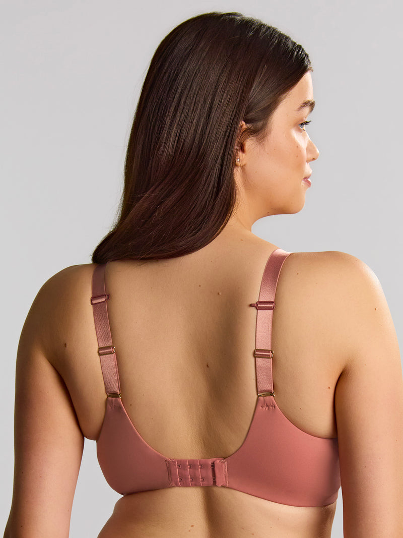 Sophia plunge