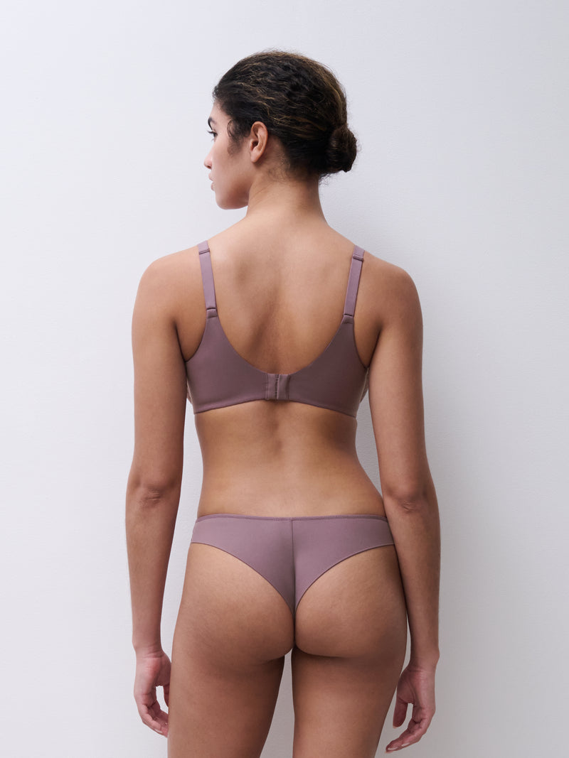Norah thong