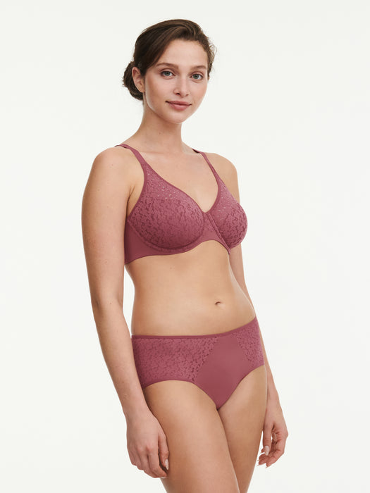 Norah Fashion - Chantelle - norah-fashion-copy - The Pencil Test - Chantelle