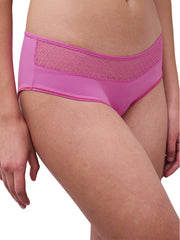 Norah chic hipster -  - norah-chic-hipster - The Pencil Test