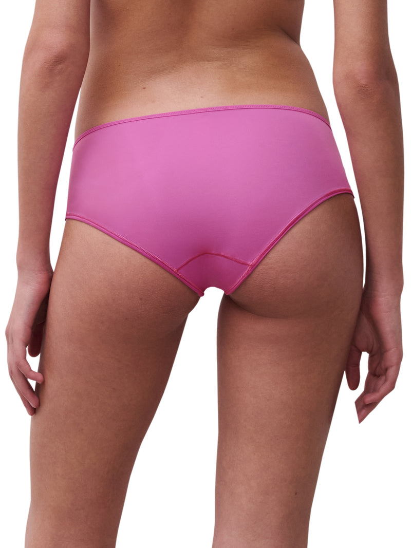 Norah chic hipster -  - norah-chic-hipster - The Pencil Test
