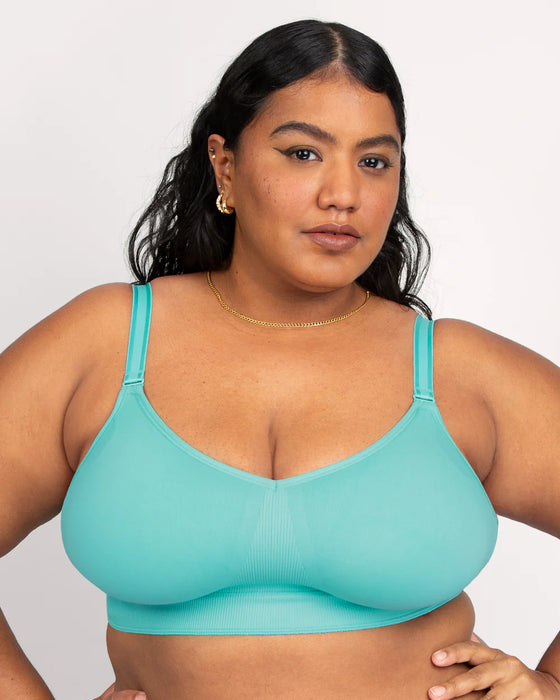 Smooth seamless comfort - Curvy Couture - smooth-seamless-comfort - The Pencil Test - Curvy Couture