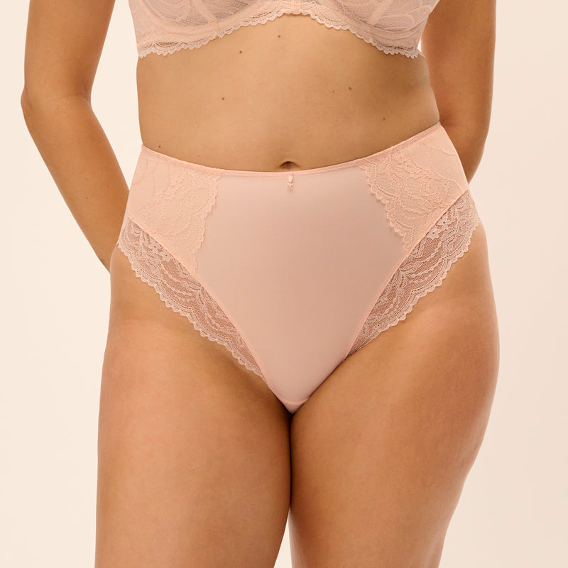 Cesile full brief