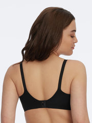 Lacy full -  - lacy-full-1 - The Pencil Test