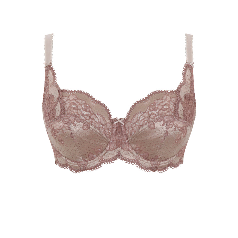 Clara Fashion -  - clara-fashion-2 - The Pencil Test