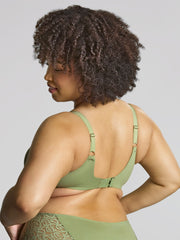 Estel Sage -  - estel-sage - The Pencil Test