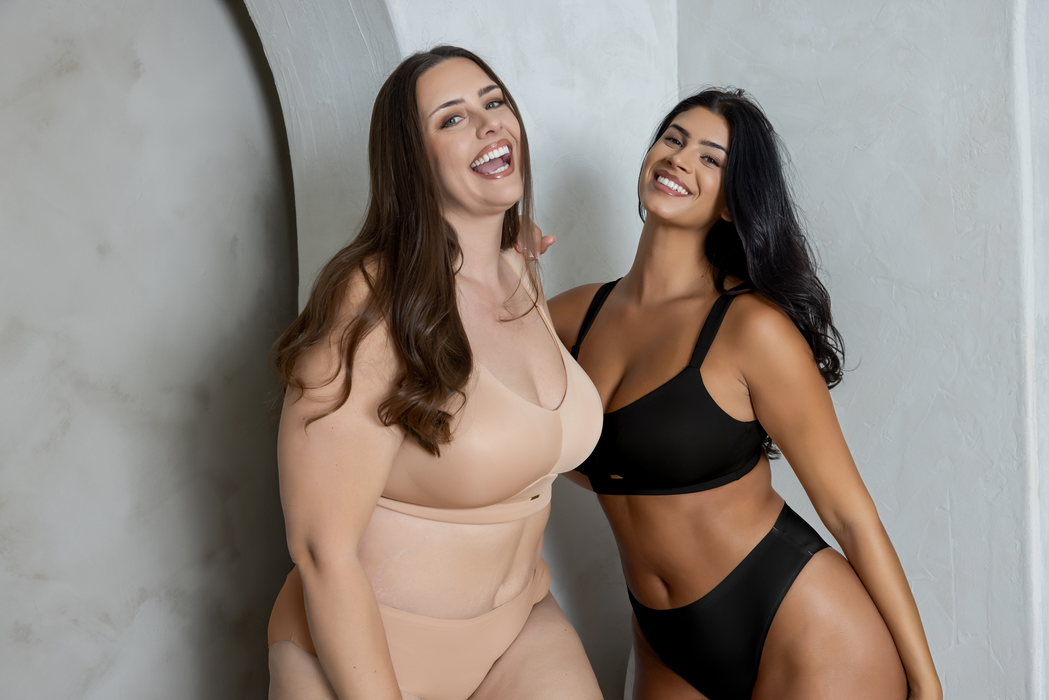 Holly wire-free -  - holly-wf - The Pencil Test