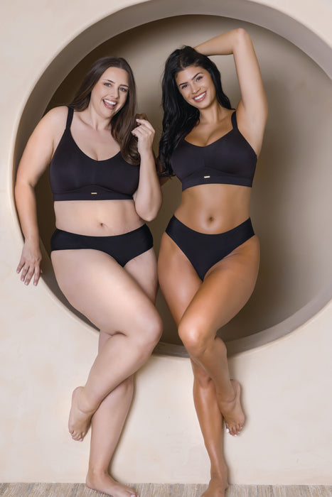 Holly wire-free -  - holly-wf - The Pencil Test