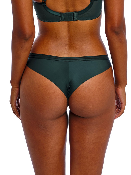 Tailored Brazilian - Freya - tailored-brazilian-1 - The Pencil Test - Freya