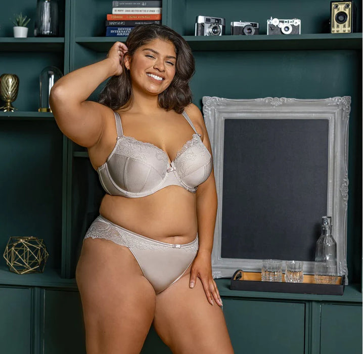Mimi - Fit Fully Yours - mimi - The Pencil Test - Fit Fully Yours
