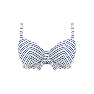 New Shores Plunge