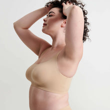 Load image into Gallery viewer, Bobbie scoop

