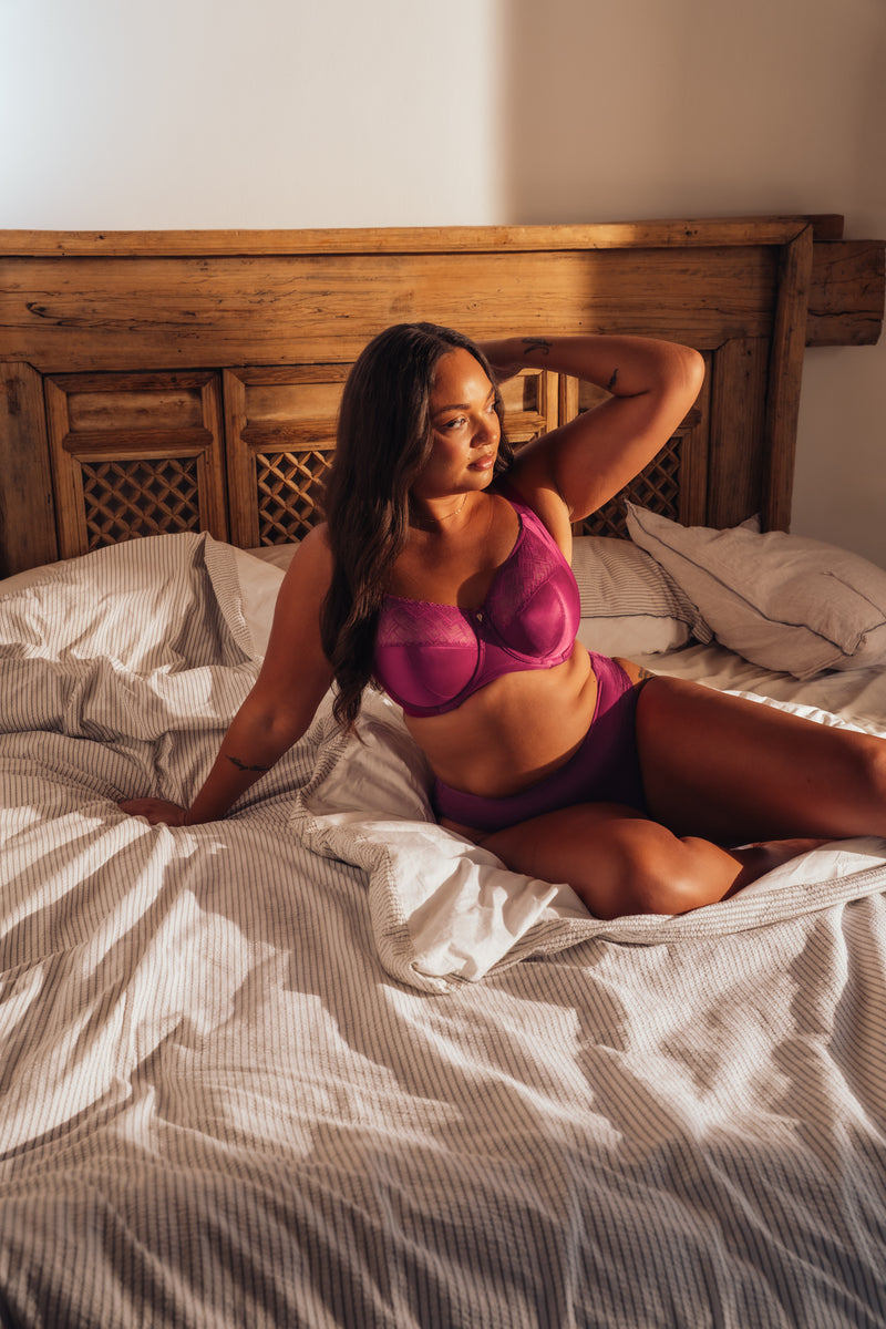 Spotlight full cup Berry purple