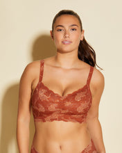 Load image into Gallery viewer, Curvy Sweetie - The Pencil Test

