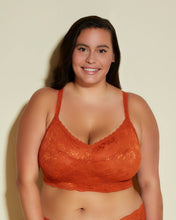 Load image into Gallery viewer, Ultra Curvy Sweetie
