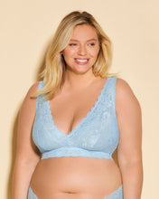 Load image into Gallery viewer, Ultra curvy plungie

